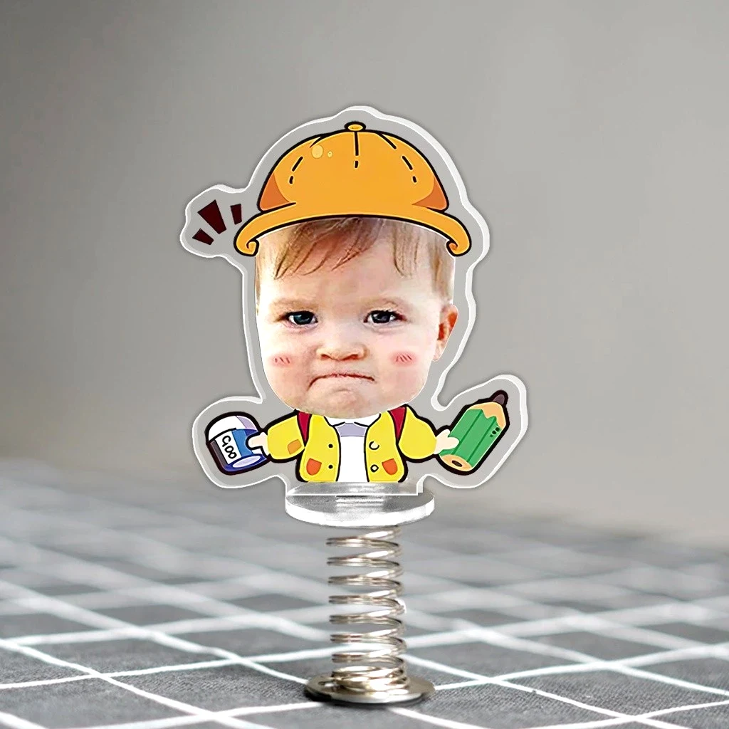 Standee Lò Xo Lắc Lư Đáng Yêu Trong Suốt Đế Dính Trang Trí In Theo Yêu Cầu Chibi 7 Standee Lò Xo Lắc Lư Đáng Yêu Trong Suốt Đế Dính Trang Trí In Theo Yêu Cầu Chibi 6