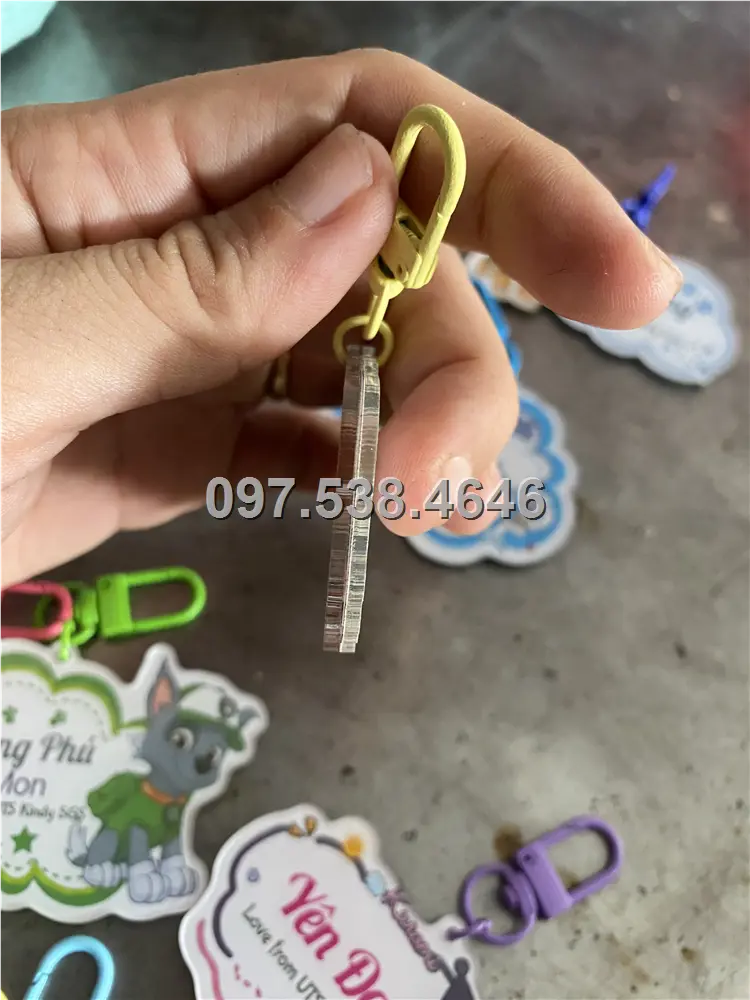 Móc Khóa Logo Treo Theo Yêu Cầu tại Sóc Trăng , Giá Xưởng, Cắt Laser, Mica Trong Suốt Dày 4mm , kích thước 4.5x5.5 cm , Giá Tận Gốc, Free Ship Từ 30 Cái 5 Móc Khóa Logo Treo Theo Yêu Cầu tại Sóc Trăng , Giá Xưởng, Cắt Laser, Mica Trong Suốt Dày 4mm , kích thước 4.5x5.5 cm , Giá Tận Gốc, Free Ship Từ 30 Cái - Ảnh 5