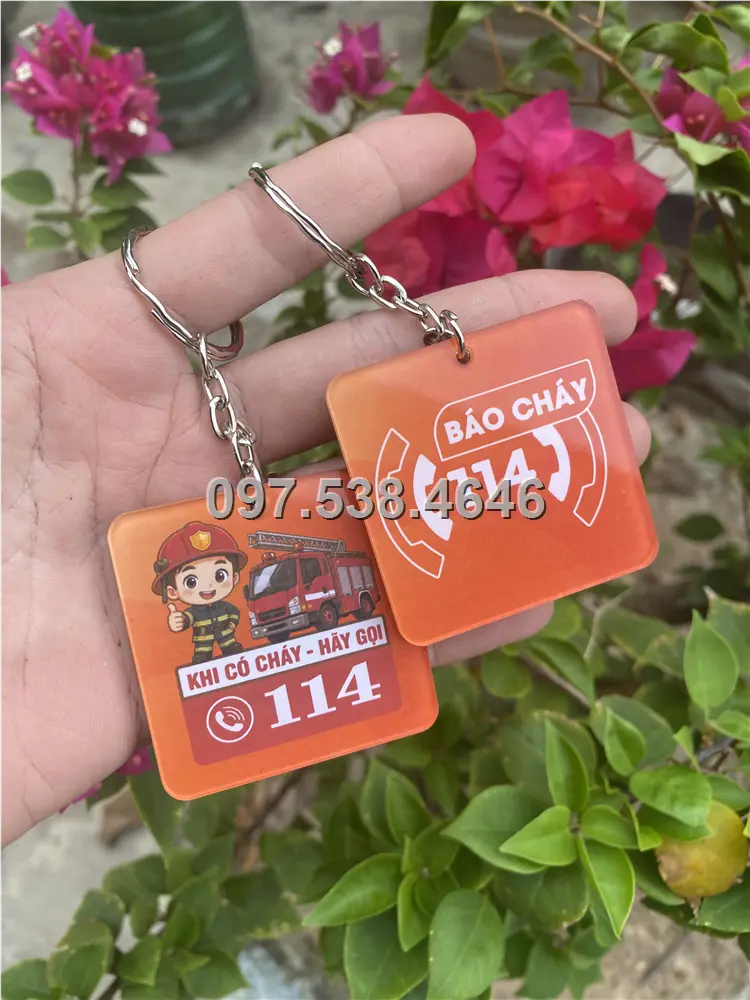 Móc Khóa Logo Treo Theo Yêu Cầu tại Thuận An ,Bình Dương , Giá Xưởng, Cắt Laser, Mica Trong Suốt Dày 4mm , kích thước 4.5x5.5 cm , Giá Tận Gốc, Free Ship Từ 30 Cái 1 Móc Khóa Logo Treo Theo Yêu Cầu tại Thuận An ,Bình Dương , Giá Xưởng, Cắt Laser, Mica Trong Suốt Dày 4mm , kích thước 4.5x5.5 cm , Giá Tận Gốc, Free Ship Từ 30 Cái