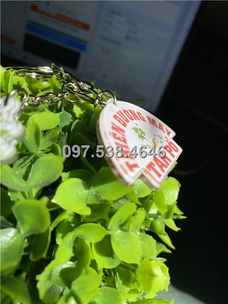 Móc Khóa Logo Treo Theo Yêu Cầu tại Uông Bí, Quảng Ninh, Giá Xưởng, Cắt Laser, Mica Trong Suốt Dày 4mm , kích thước 4.5x5.5 cm , Giá Tận Gốc, Free Ship Từ 30 Cái 2 Móc Khóa Logo Treo Theo Yêu Cầu tại Uông Bí, Quảng Ninh, Giá Xưởng, Cắt Laser, Mica Trong Suốt Dày 4mm , kích thước 4.5x5.5 cm , Giá Tận Gốc, Free Ship Từ 30 Cái - Ảnh 2