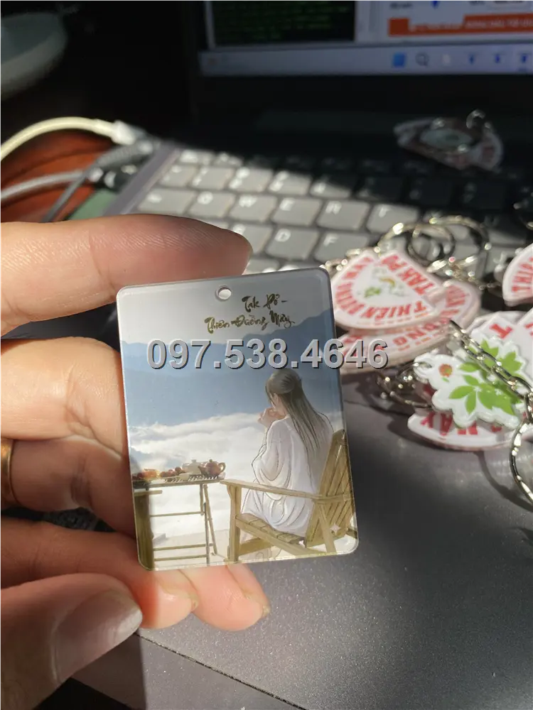 Móc Khóa Logo Treo Theo Yêu Cầu tại Vinh - Nghệ An, Giá Xưởng, Cắt Laser, Mica Trong Suốt Dày 4mm , kích thước 4.5x5.5 cm , Giá Tận Gốc, Free Ship Từ 30 Cái 11 Móc Khóa Logo Treo Theo Yêu Cầu tại Vinh - Nghệ An, Giá Xưởng, Cắt Laser, Mica Trong Suốt Dày 4mm , kích thước 4.5x5.5 cm , Giá Tận Gốc, Free Ship Từ 30 Cái - Ảnh 11